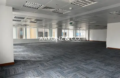 مكتب - استوديو - 2 حمامات للايجار في برج الموسى 2 - أبراج الموسى - شارع الشيخ زايد - دبي