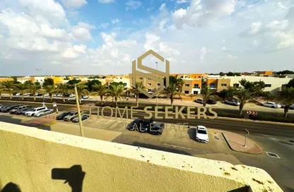 Apartment - 3 Bedrooms - 3 Bathrooms for rent in Tower 1 - Al Reef Downtown - Al Reef - Abu Dhabi