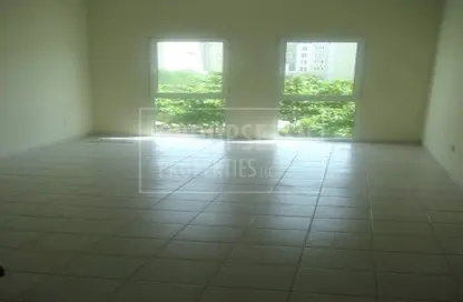 شقة - غرفة نوم - 2 حمامات للبيع في بناية  38إلى107 - طراز البحر المتوسط - ديسكفري غاردنز - دبي