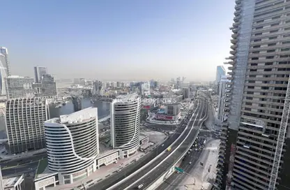 Apartment - 1 Bedroom - 2 Bathrooms for rent in Upper Crest - Downtown Dubai - Dubai