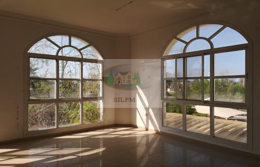 Apartment for Rent in Al Khaleej Al Arabi Street Spacious flat with