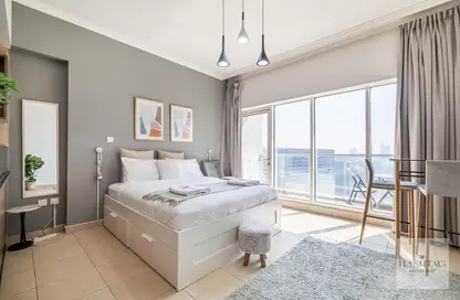 Apartment - Studio - 1 Bathroom for rent in Burj Al Nujoom - Downtown Dubai - Dubai
