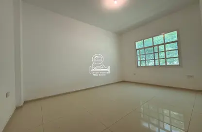 Apartment - 2 Bedrooms - 2 Bathrooms for rent in Shakhbout City - Abu Dhabi