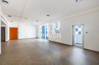 Office Space - Studio - 1 Bathroom for rent in The LOFT Office 2 - The LOFT Offices - Dubai Media City - Dubai