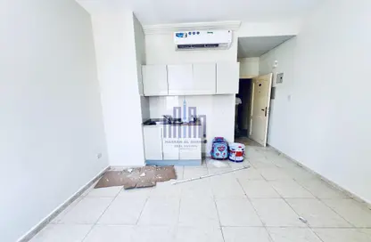 Apartment - Studio - 1 Bathroom for rent in Fire Station Road - Muwaileh - Sharjah