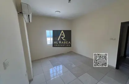Apartment - 1 Bedroom - 1 Bathroom for rent in Corniche Tower - Ajman Corniche Road - Ajman