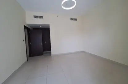 Apartment - 1 Bedroom - 2 Bathrooms for rent in Jumeirah Garden City - Al Satwa - Dubai