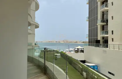 شقة - غرفة نوم - 2 حمامات للبيع في رويال باي - نخلة جميرا - دبي