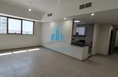 Apartment - 1 Bedroom - 2 Bathrooms for rent in P-2831 - Al Raha Beach - Abu Dhabi