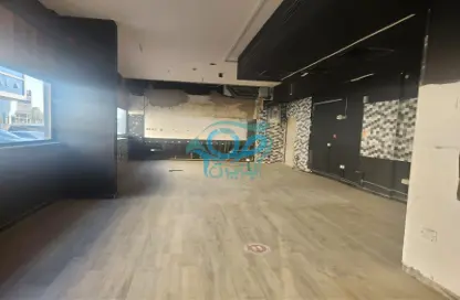 Empty Room image for: Shop - Studio for rent in Al Manhal - Abu Dhabi, Image 1
