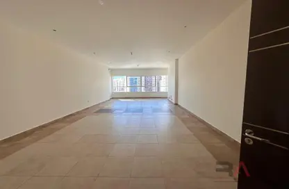 Apartment - 3 Bedrooms - 4 Bathrooms for rent in Al Darmaki Building 1162 - Hamdan Street - Abu Dhabi
