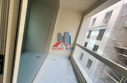 Apartment - 1 Bedroom - 2 Bathrooms for rent in Muwaileh 29 Building - Muwaileh - Sharjah
