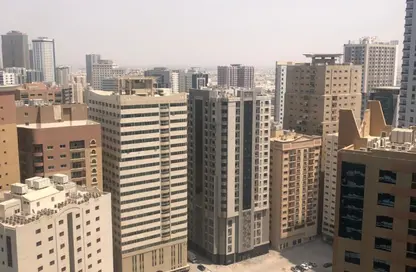 شقة - 2 غرف نوم - 3 حمامات للبيع في 2 مبنى تايجر - شارع التعاون - التعاون - الشارقة
