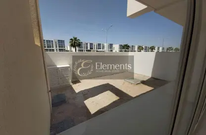 Townhouse - 3 Bedrooms - 3 Bathrooms for rent in Vardon - Damac Hills 2 - Dubai
