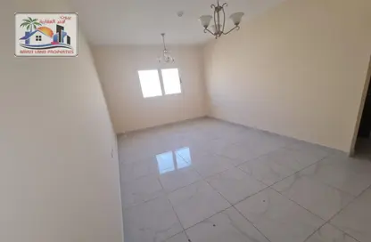 شقة - 2 غرف نوم - 2 حمامات للايجار في مساكن الحديقه - تجارية مويلح - الشارقة