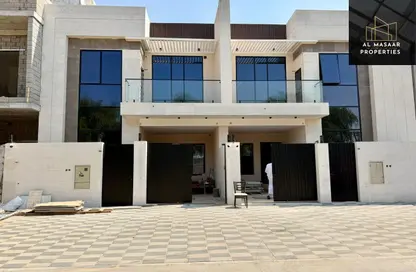 فيلا - 4 غرف نوم - 5 حمامات للبيع في قرية الاميرة - الياسمين - عجمان