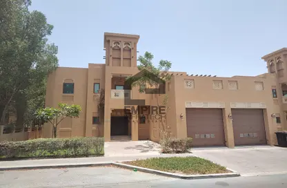 فيلا - 3 غرف نوم - 3 حمامات للايجار في فيلات طراز دبي - القرية الشمالية - الفرجان - دبي