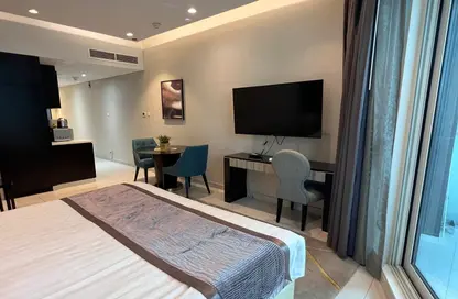 Room / Bedroom image for: Apartment - 1 Bathroom for rent in Upper Crest - Downtown Dubai - Dubai, Image 1
