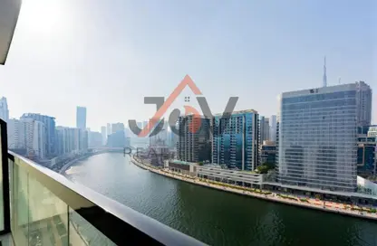 Apartment - 1 Bathroom for sale in Dolphin Tower - Business Bay - Dubai