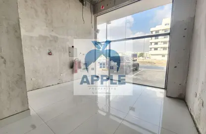 متجر - استوديو - 1 حمام للايجار في الزاهية - تجارية مويلح - الشارقة