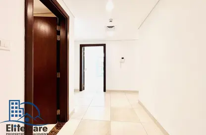 شقة - 2 غرف نوم - 4 حمامات للايجار في برج السيف - شاطئ الراحة - أبوظبي