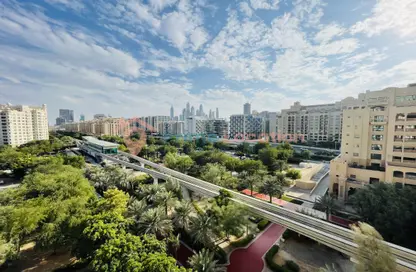 Apartment - 2 Bedrooms - 2 Bathrooms for sale in Al Hallawi - Shoreline Apartments - Palm Jumeirah - Dubai