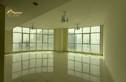 Apartment - 3 Bedrooms - 4 Bathrooms for rent in Al Khan Corniche - Al Khan - Sharjah