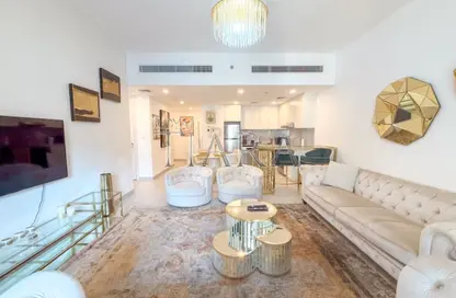 Apartment - 1 Bedroom - 2 Bathrooms for sale in Lamtara 2 - Madinat Jumeirah Living - Umm Suqeim - Dubai