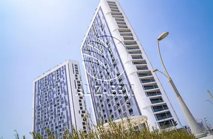Outdoor Building image for: Apartment - 3 Bedrooms - 3 Bathrooms for rent in MEERA Shams - Shams Abu Dhabi - Al Reem Island - Abu Dhabi, Image 1