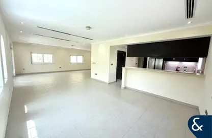 Villa - 3 Bedrooms - 3 Bathrooms for rent in Legacy - Jumeirah Park - Dubai