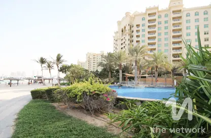 Apartment - 1 Bedroom - 2 Bathrooms for rent in Al Msalli - Shoreline Apartments - Palm Jumeirah - Dubai