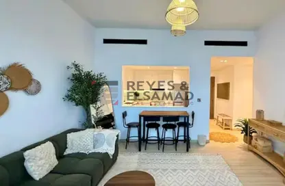 شقة - 2 غرف نوم - 3 حمامات للايجار في مرتفعات بن غاطي - الضاحية 10 - قرية الجميرا سركل - دبي