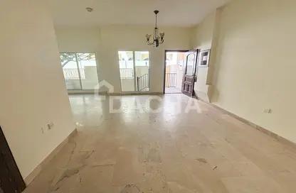 Villa - 3 Bedrooms - 3 Bathrooms for rent in La Residencia Del Sol - Jumeirah Village Circle - Dubai