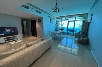 شقة - 2 غرف نوم - 2 حمامات للبيع في مساكن كورنيش عجمان - طريق كورنيش عجمان - عجمان