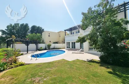 Villa - 5 Bedrooms - 5 Bathrooms for rent in Meadows 9 - Meadows - Dubai
