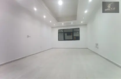 Empty Room image for: Apartment - 1 Bedroom - 1 Bathroom for rent in Mohammed Villas 6 - Mohamed Bin Zayed City - Abu Dhabi, Image 1