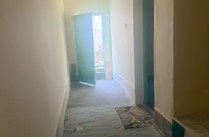 Staff Accommodation - Studio - 3 Bathrooms for rent in Liwara 1 - Ajman