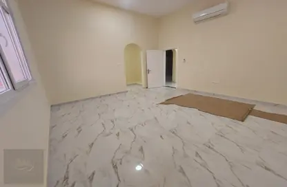 شقة - 2 غرف نوم - 2 حمامات للايجار في مدينة الرياض - أبوظبي