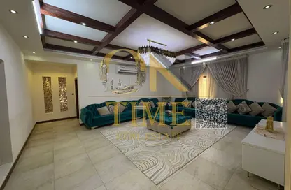 شقة - 5 غرف نوم - 8 حمامات للايجار في 2 المويهات - المويهات - عجمان شقة - 5 غرف نوم - 8 حمامات للايجار في 2 المويهات - المويهات - عجمان