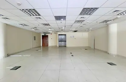 Office Space - Studio - 1 Bathroom for rent in Le Solarium - Dubai Silicon Oasis - Dubai