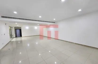 Villa - 5 Bedrooms - 7 Bathrooms for rent in Al Bateen Airport - Muroor Area - Abu Dhabi