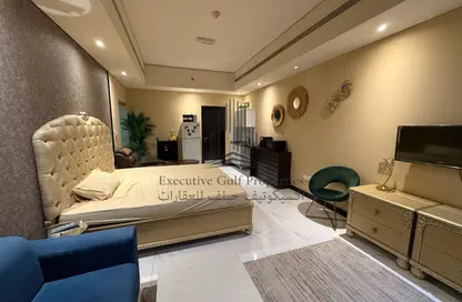 Apartment - Studio - 1 Bathroom for rent in Electra Tower - Electra Street - Abu Dhabi