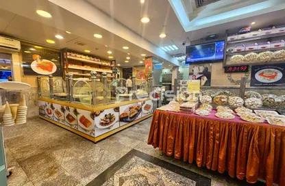 عمارة بالكامل - استوديو - 4 حمامات للبيع في المرقبات - ديرة - دبي