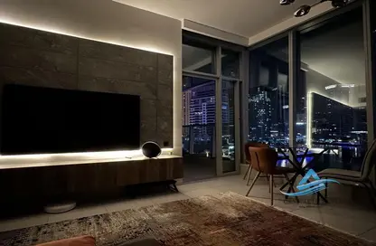 Living Room image for: Apartment - 1 Bedroom - 2 Bathrooms for rent in Panoramic Tower - Dubai Marina - Dubai, Image 1