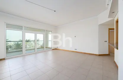 Apartment - 2 Bedrooms - 3 Bathrooms for rent in Al Sultana - Shoreline Apartments - Palm Jumeirah - Dubai