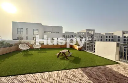 Apartment - 3 Bedrooms - 3 Bathrooms for sale in Zahra Apartments 2A - Zahra Apartments - Town Square - Dubai