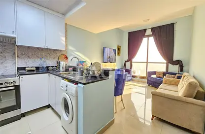صورة لـ مطبخ شقة - غرفة نوم - 1 حمام للبيع في برج إسكان - دبي مارينا - دبي ، صورة رقم 1