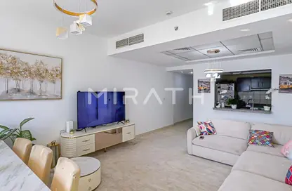 Apartment - 2 Bedrooms - 3 Bathrooms for sale in The Point - Dubai Marina - Dubai