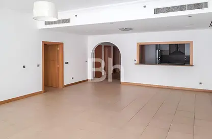 Apartment - 2 Bedrooms - 3 Bathrooms for sale in Al Anbara - Shoreline Apartments - Palm Jumeirah - Dubai