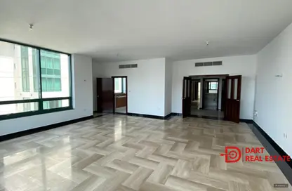 Apartment - 3 Bedrooms - 4 Bathrooms for rent in Liwa Centre Tower 2 - Liwa Centre Towers - Hamdan Street - Abu Dhabi